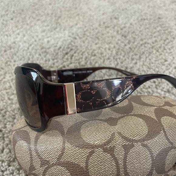 Coach Sunglasses - Picture 2 of 4